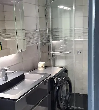 F2 Confortable Apartament